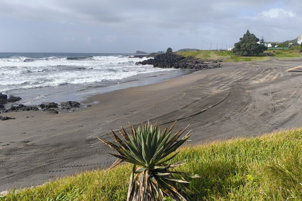 Praia do Pópulo: a beautiful beach near Ponta Delgada 2 Praia do Populo beach São Miguel Azores