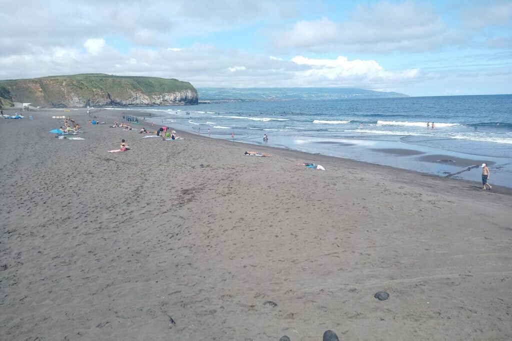 praia Santa Barbara Ribeira Grande SaoMiguel Azores- best beach for surfing