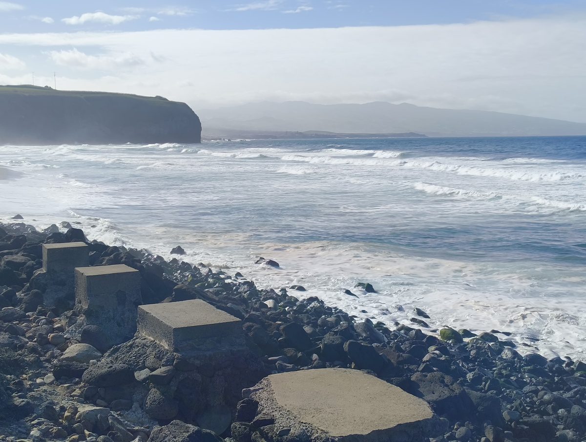 Praia de Santa Bárbara surf waves Ribeira Grande São Miguel Azores