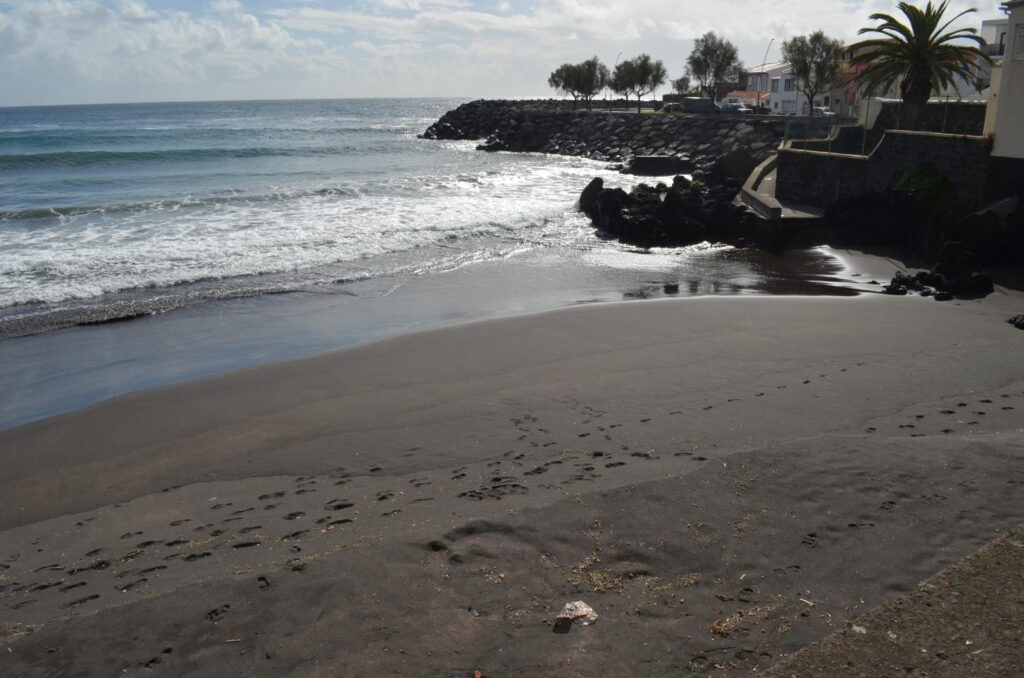 praia de sao roque,praia sao roque azores,sao roque beach sao miguel,beaches ponta delgada,azores beaches sao miguel