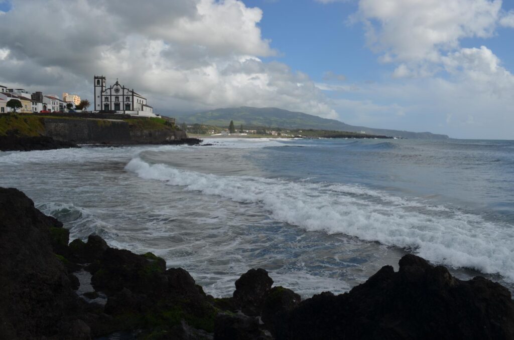 praia de sao roque,praia sao roque azores,sao roque beach sao miguel,beaches ponta delgada,azores beaches sao miguel