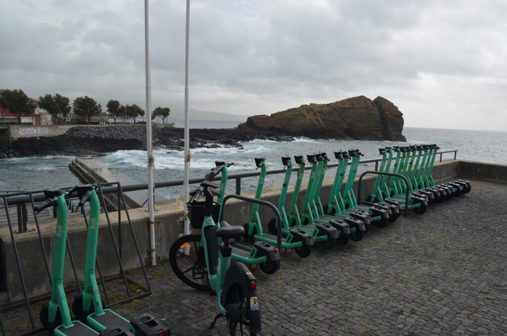 praia de sao roque,praia sao roque azores,sao roque beach sao miguel,beaches ponta delgada,azores beaches sao miguel